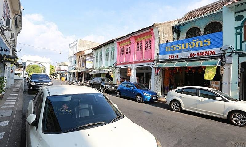 Traveling in Phuket – A Guide for Tourists